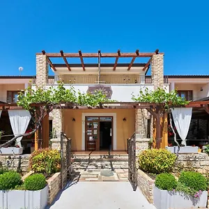 4* Guest house Sobe Sole